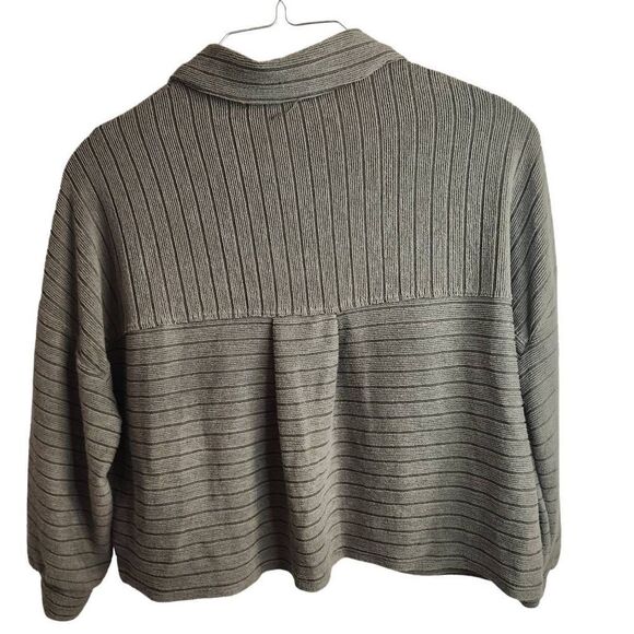 Sunland 17 Cropped Gray Ribbed Button Up Shacket Size Medium - Picture 9 of 9